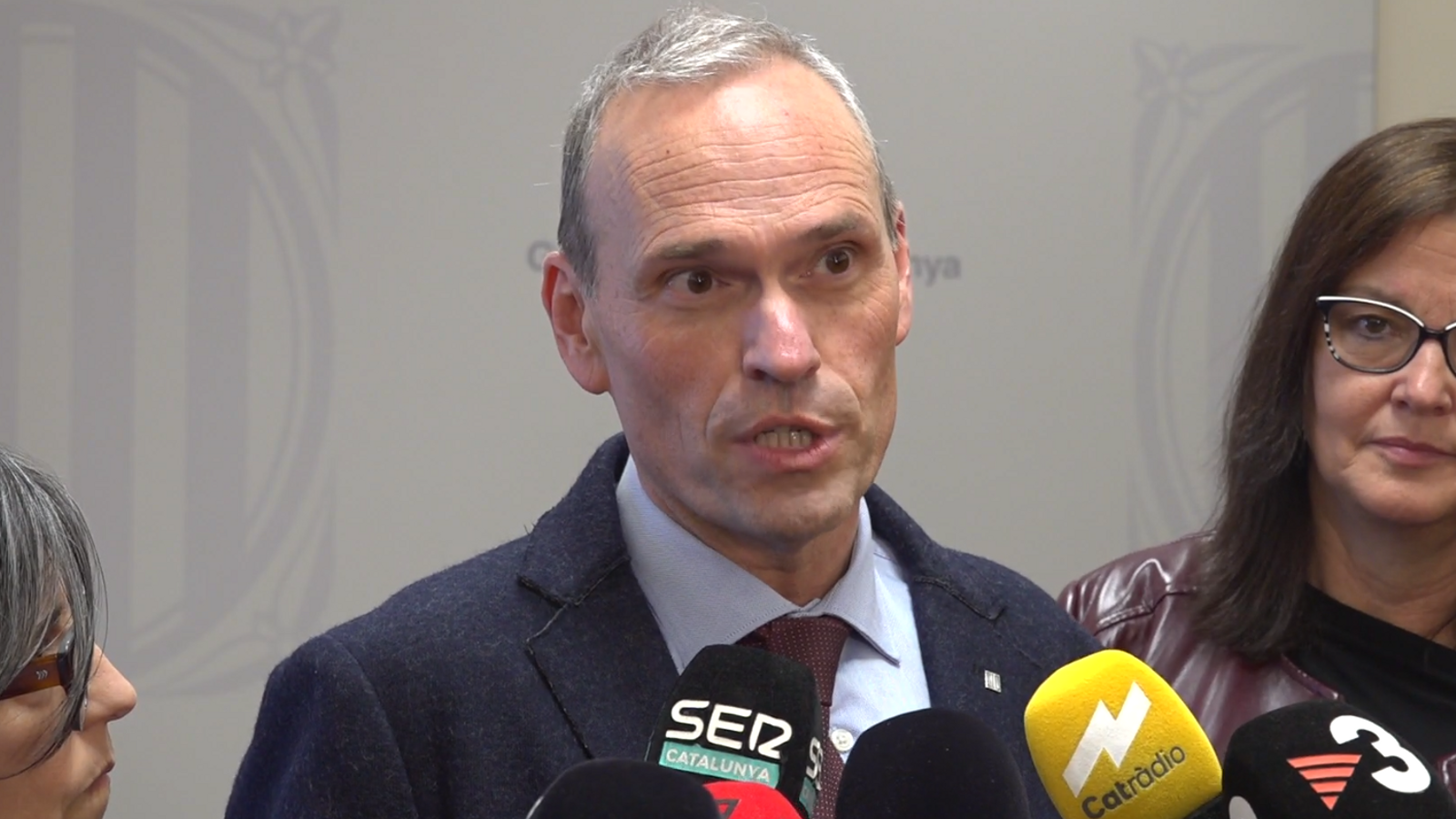 Katalonya'da Destekli Özel Okullar Direktörü İstifa Etti: Eğitim Finansmanında Yeni