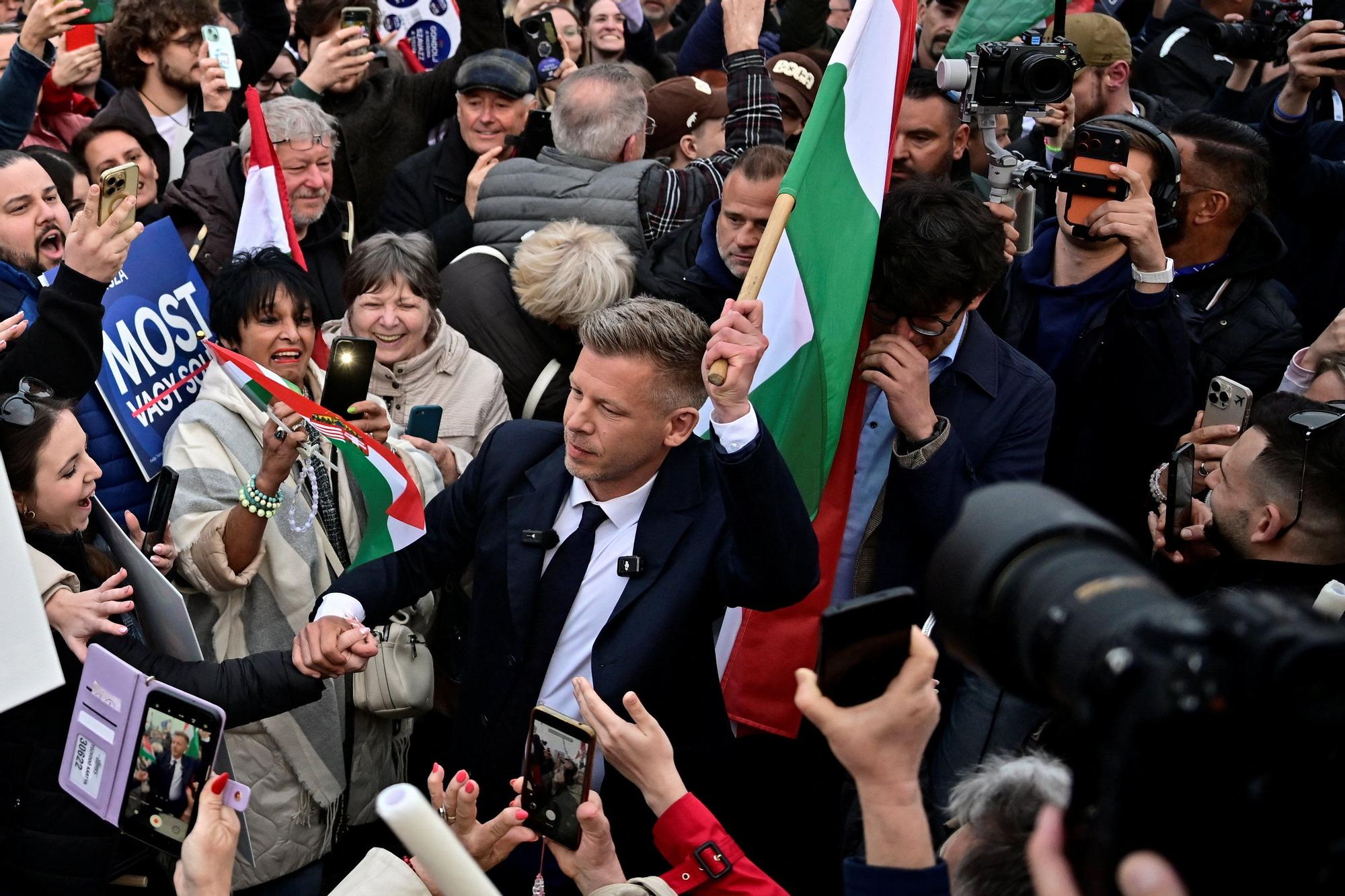 "Onun Büyük Hayranı Değilim, Ama Macaristan'ın İhtiyacı Bu": Péter Magyar'ın