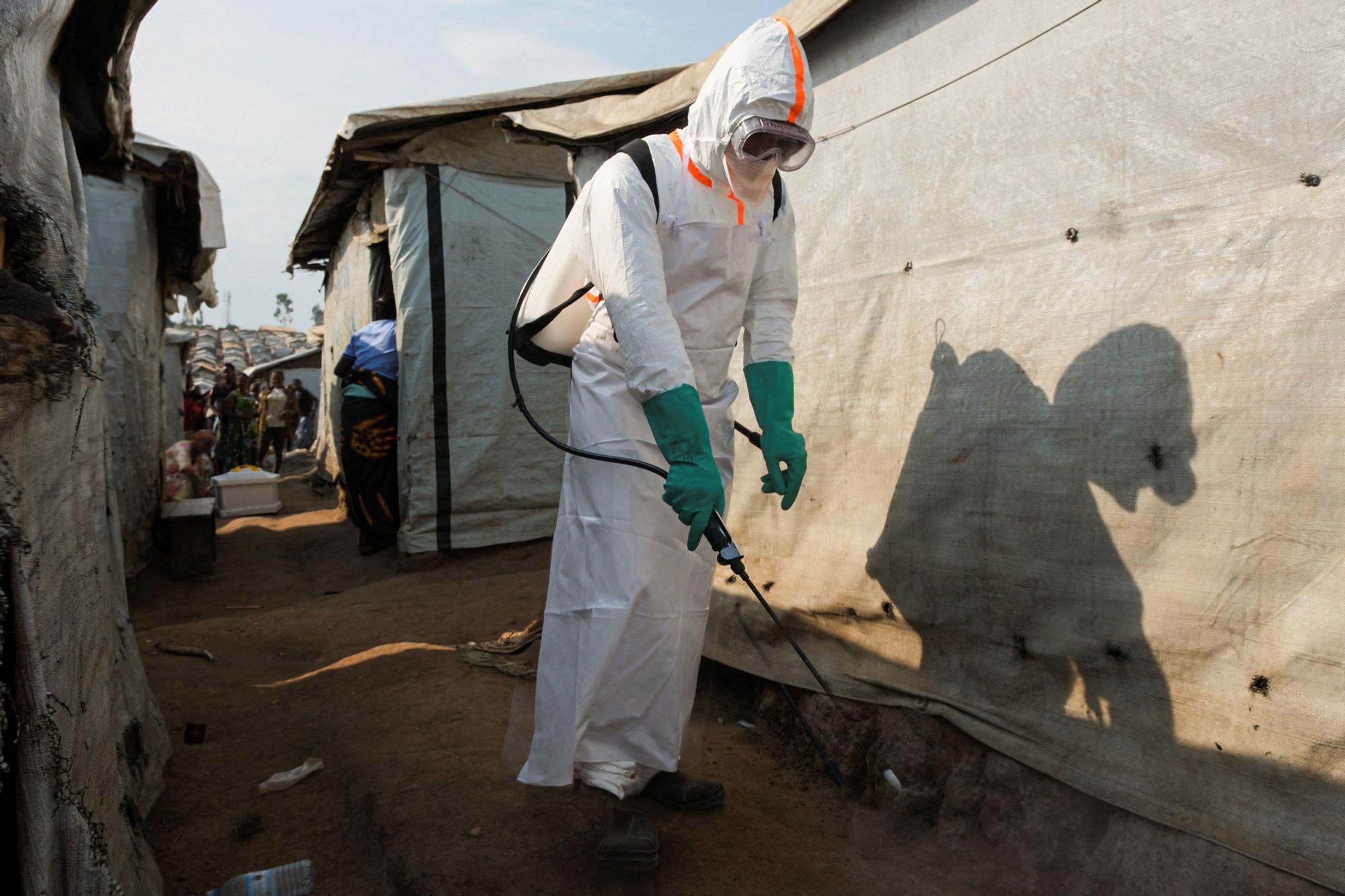 Fransa'da Ebola Teşhisi: Kongo'dan Dönen Doktor Kıtayı Teyakkuzda Bıraktı
