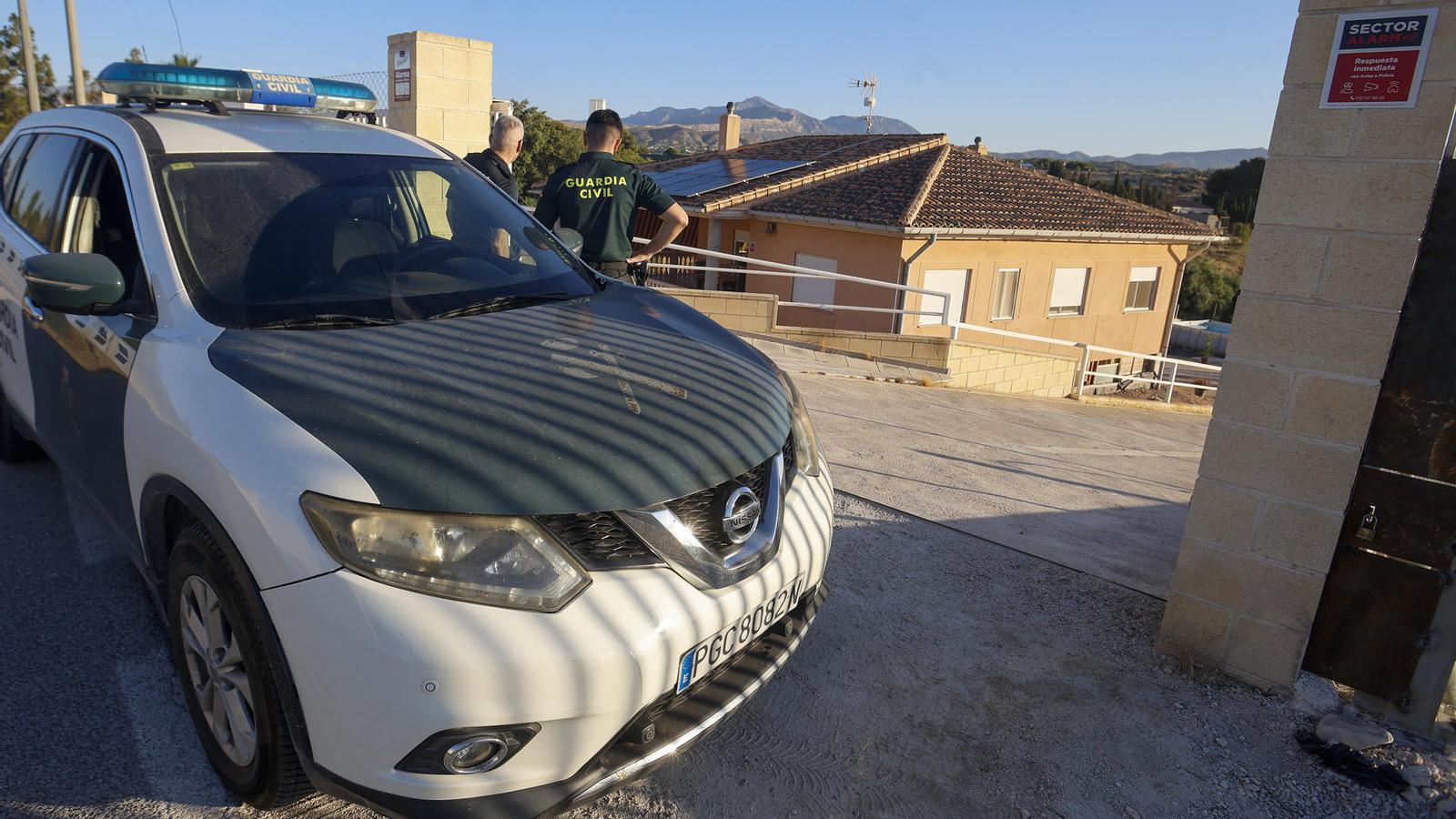 Alicante'de Aile İçi Şiddet Dehşeti: Baba Eşini ve Kızını Katletti
