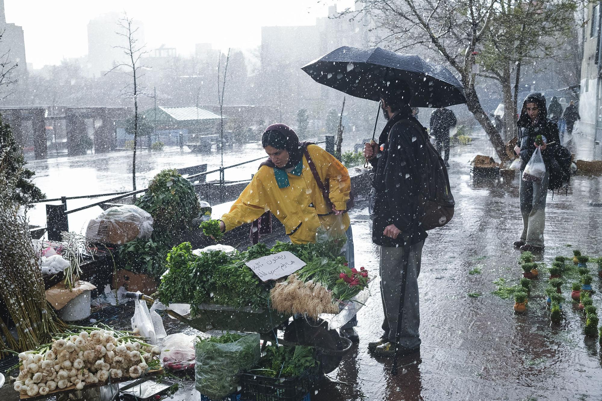 İran Gerilimi Tırmanıyor: Trump Yönetimi İçin Askeri ve Ekonomik Çıkmazlar Derinleşiyor