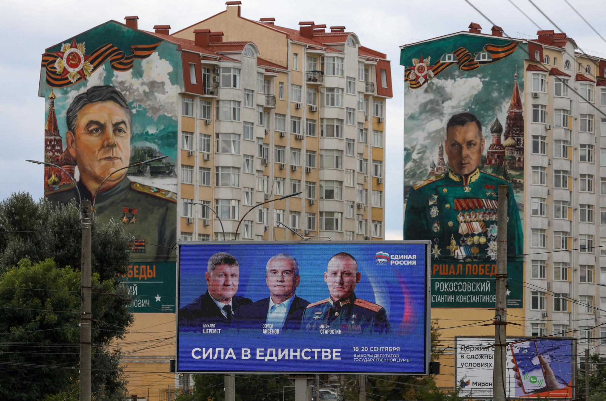 Kremlin'in Gölgesindeki Rus Seçimleri: Barış Yanlıları Putin'e Meydan Okuyabilir mi?