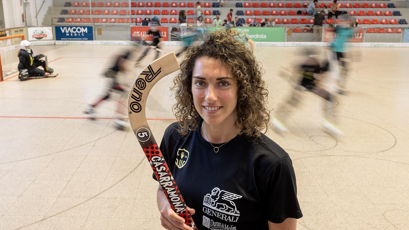 Katalan Hokey Efsanesi Anna Casarramona Kariyerine Nokta Koydu: "Vücuduma Bir İyilik