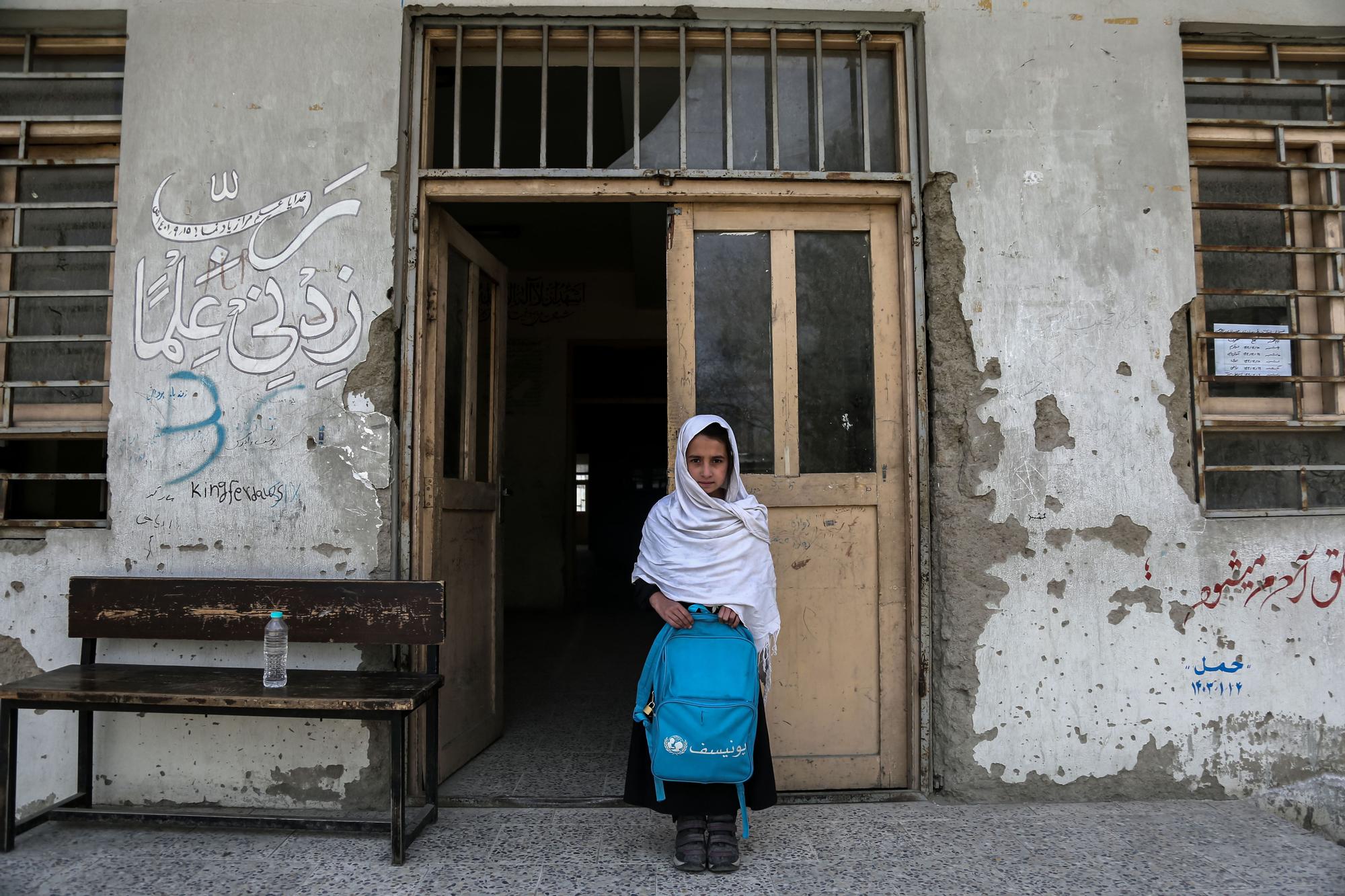 Afganistan'da Kız Çocuklarının Eğitim Umudu Kırıldı: Beş Yıllık Sessiz Çığlık