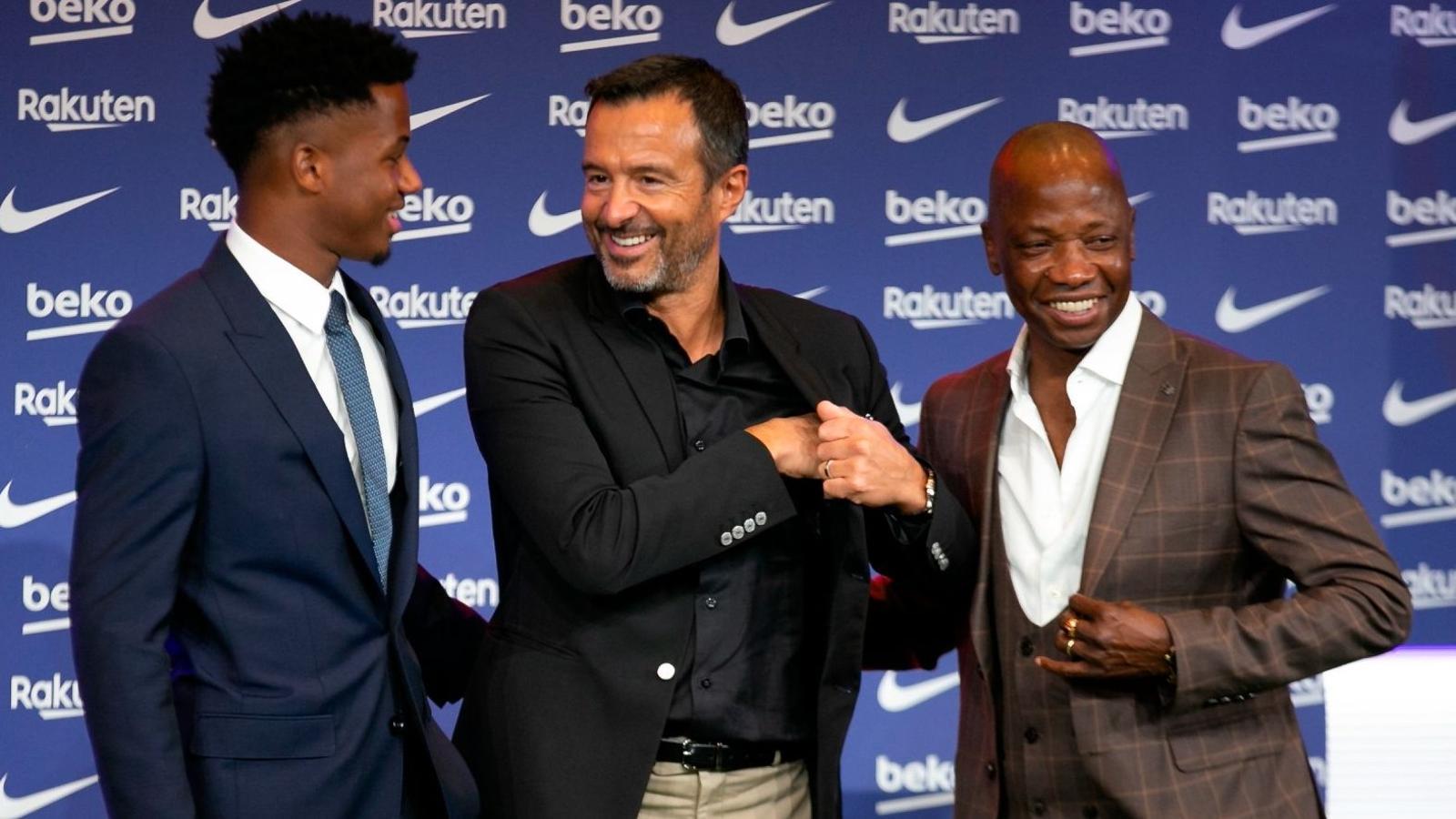 Barcelona'nın Transfer Piyasasında Yeni Dönem: Mendes Yine Sahneye Çıkıyor