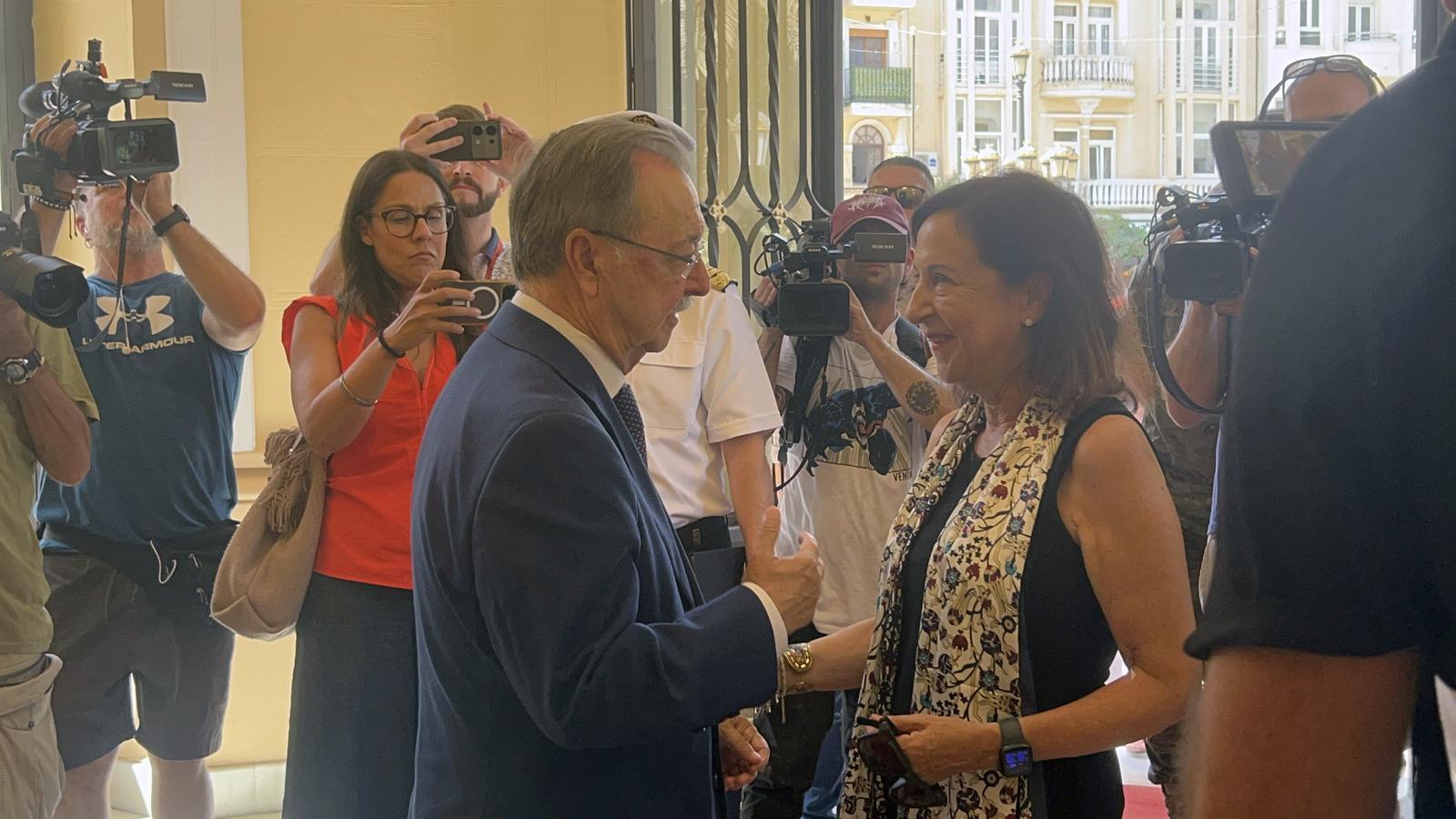 İspanya Savunma Bakanı Robles'tan Fas'a Ceuta ve Melilla Mesajı: "Dokunulmaz!"