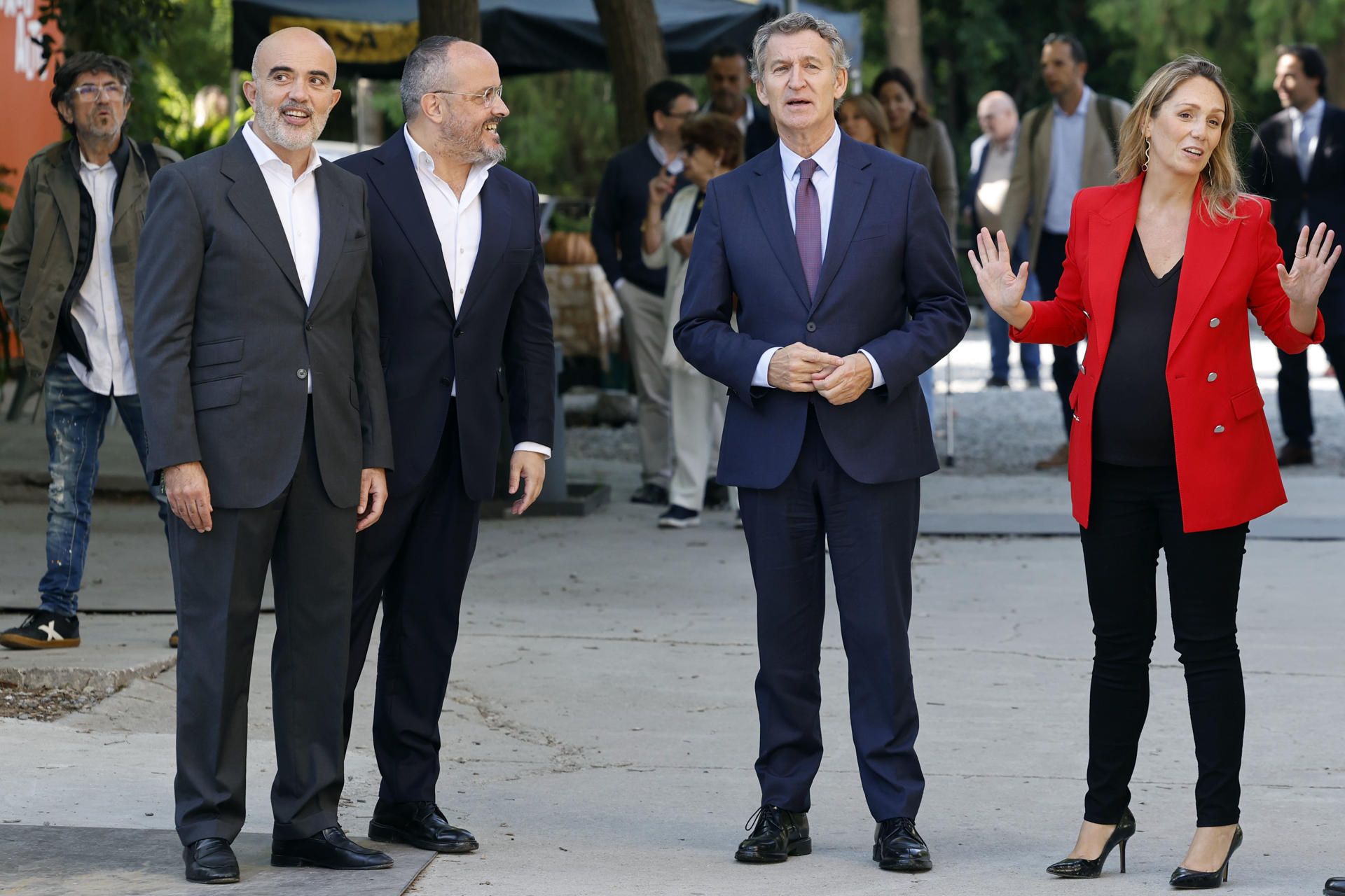 Feijóo'dan Gecikmeli Onay: Katalan PP Lideri Alejandro Fernández Yeniden Seçildi