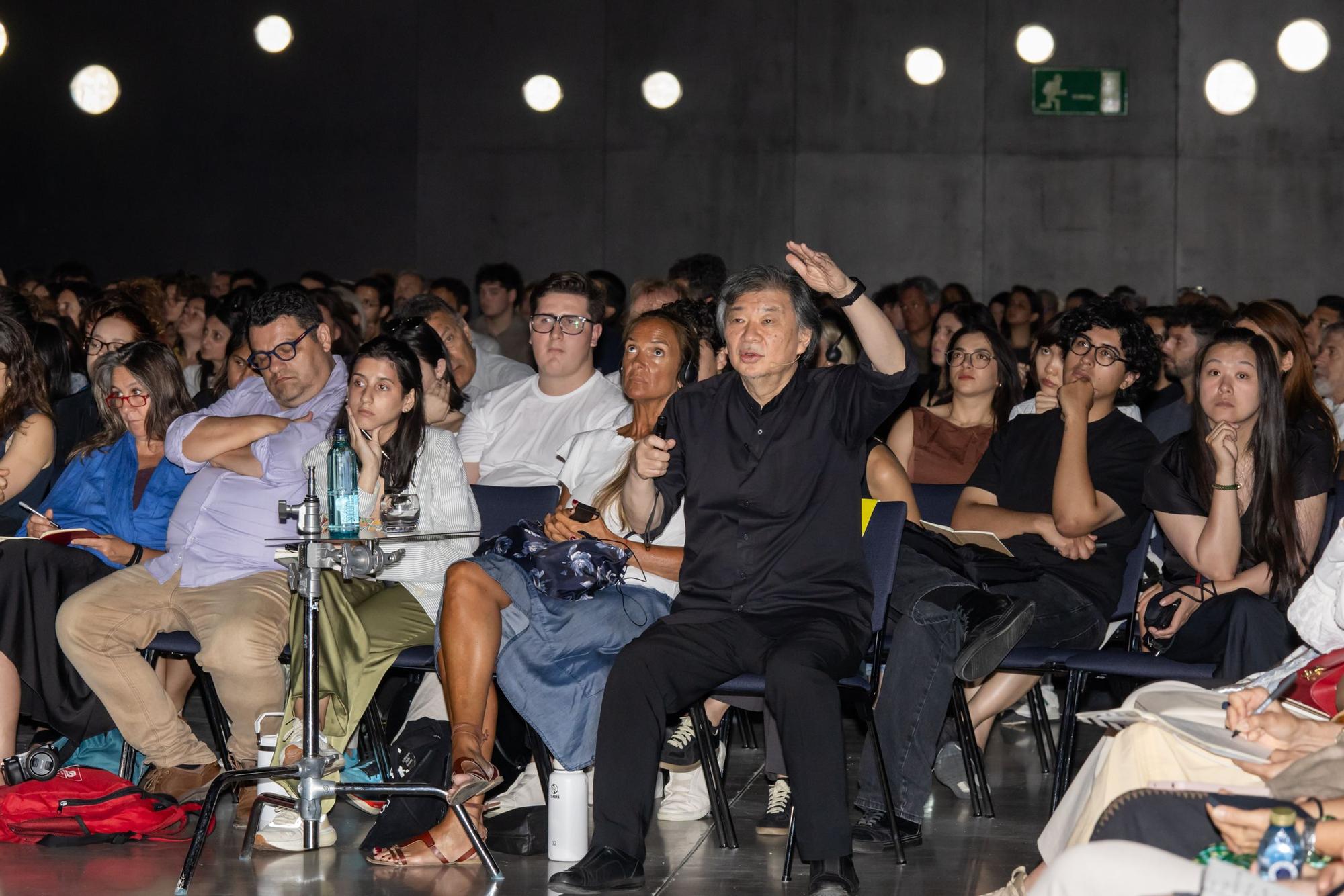 Shigeru Ban'dan Çarpıcı Vizyon: Kağıttan Binalar Kalıcı Çözüm Olabilir mi?