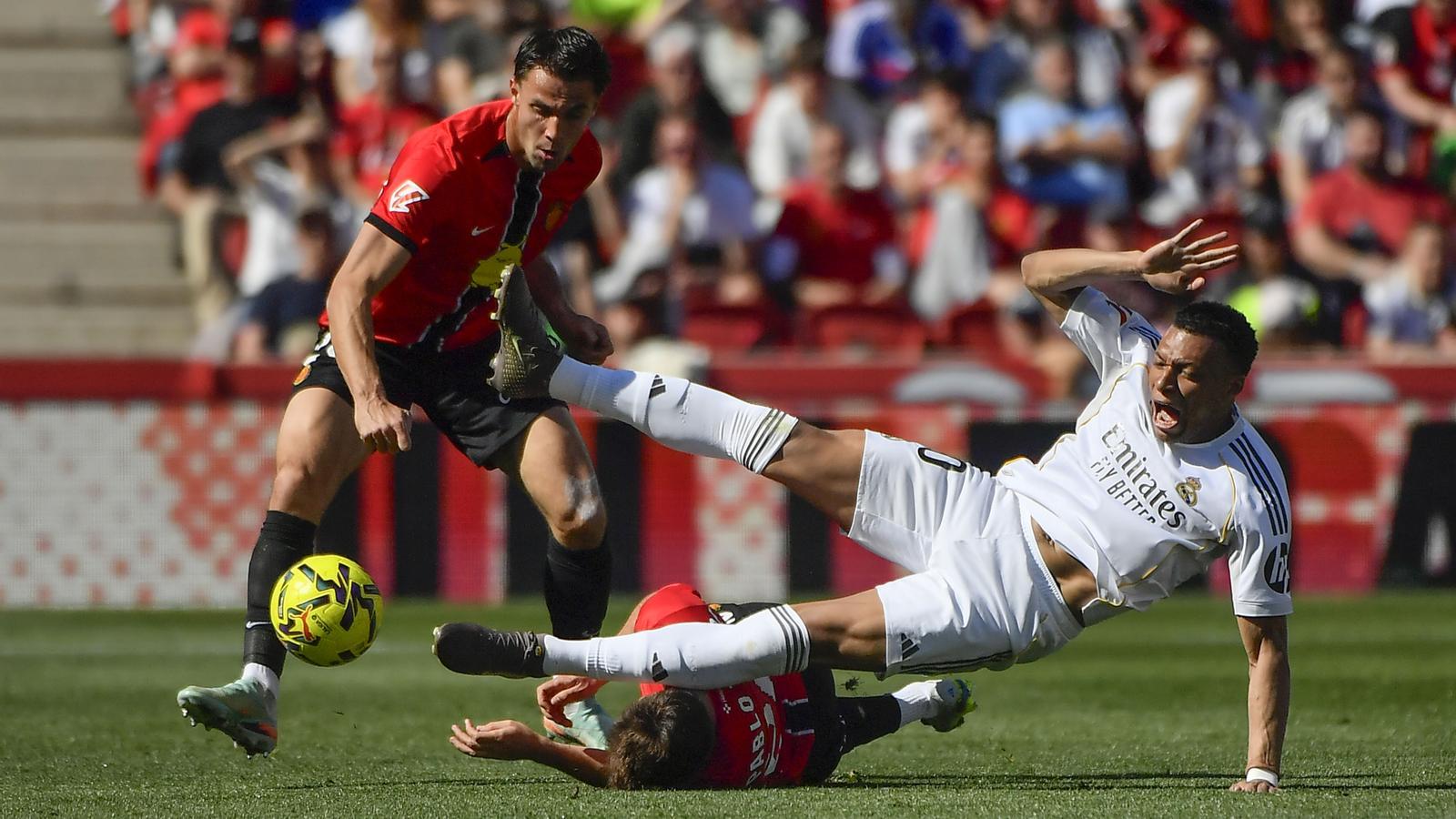 Real Madrid'in Mallorca Kabusu: Şampiyonluk Yarışı Kızıştı!