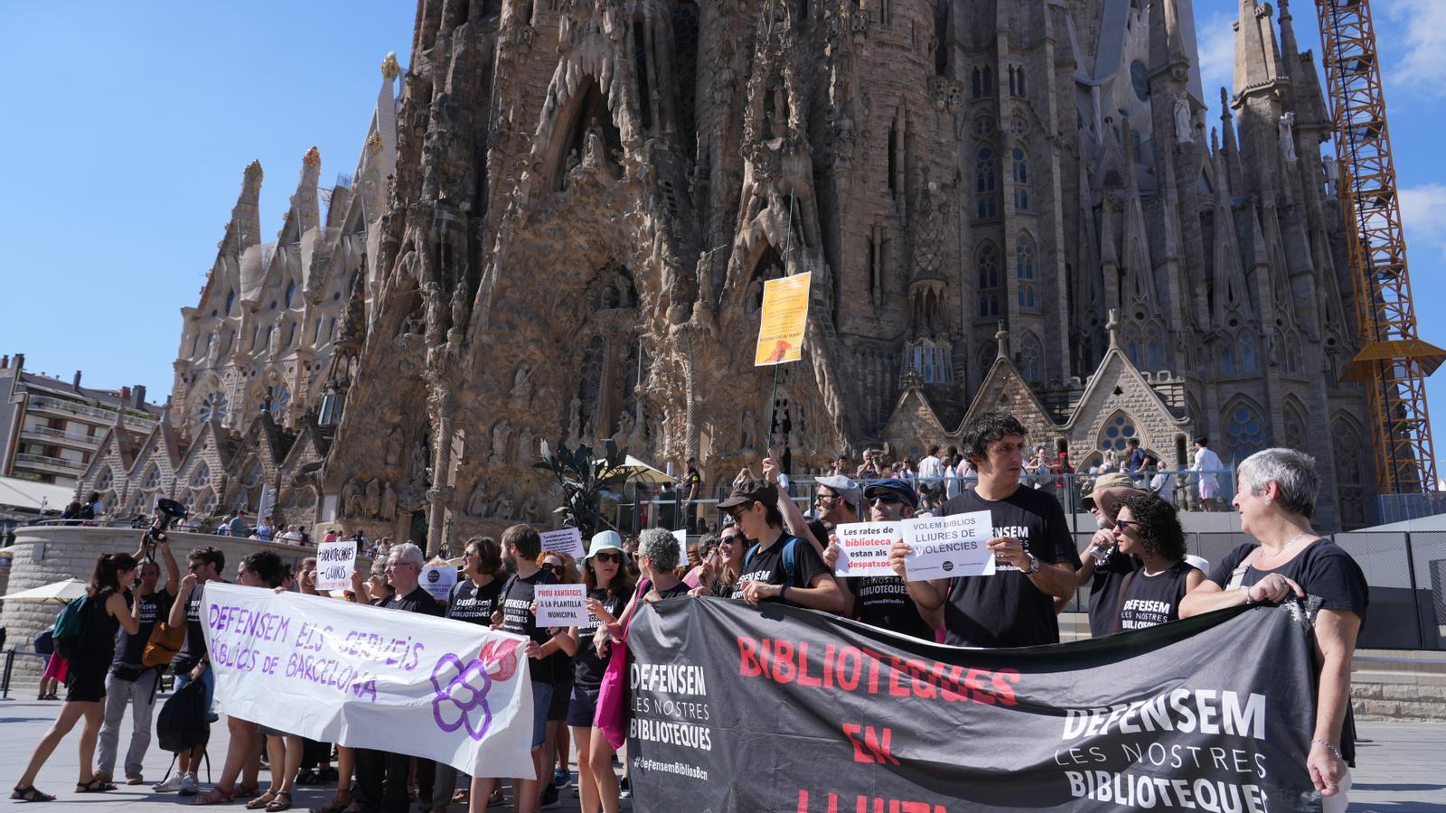Barselona Kütüphane Çalışanlarından Yeni Protesto: Talepler Karşılanmıyor!