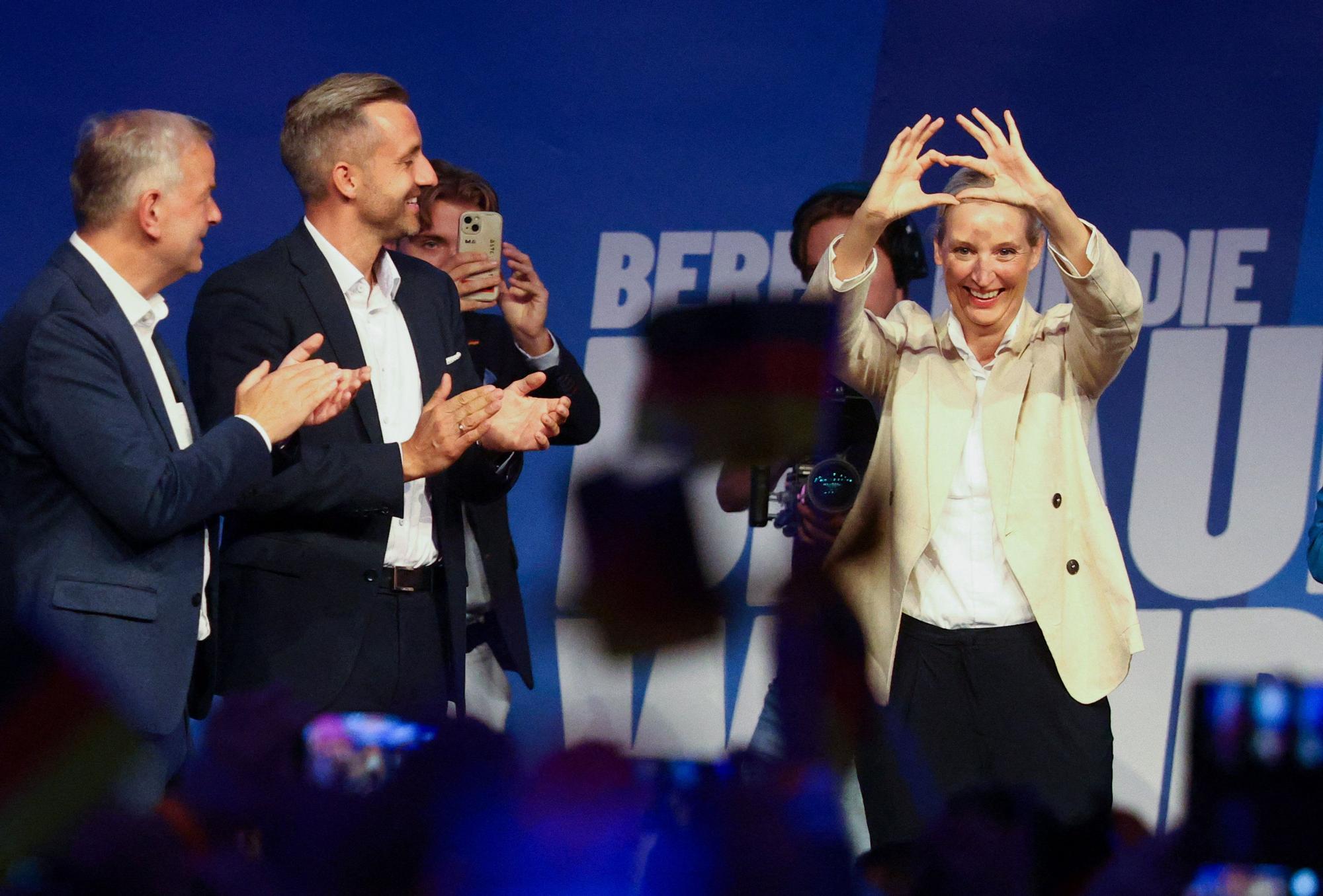 Almanya'da Aşırı Sağ AfD'nin Yükselişi: Optimizme Bürünen Yeni Strateji