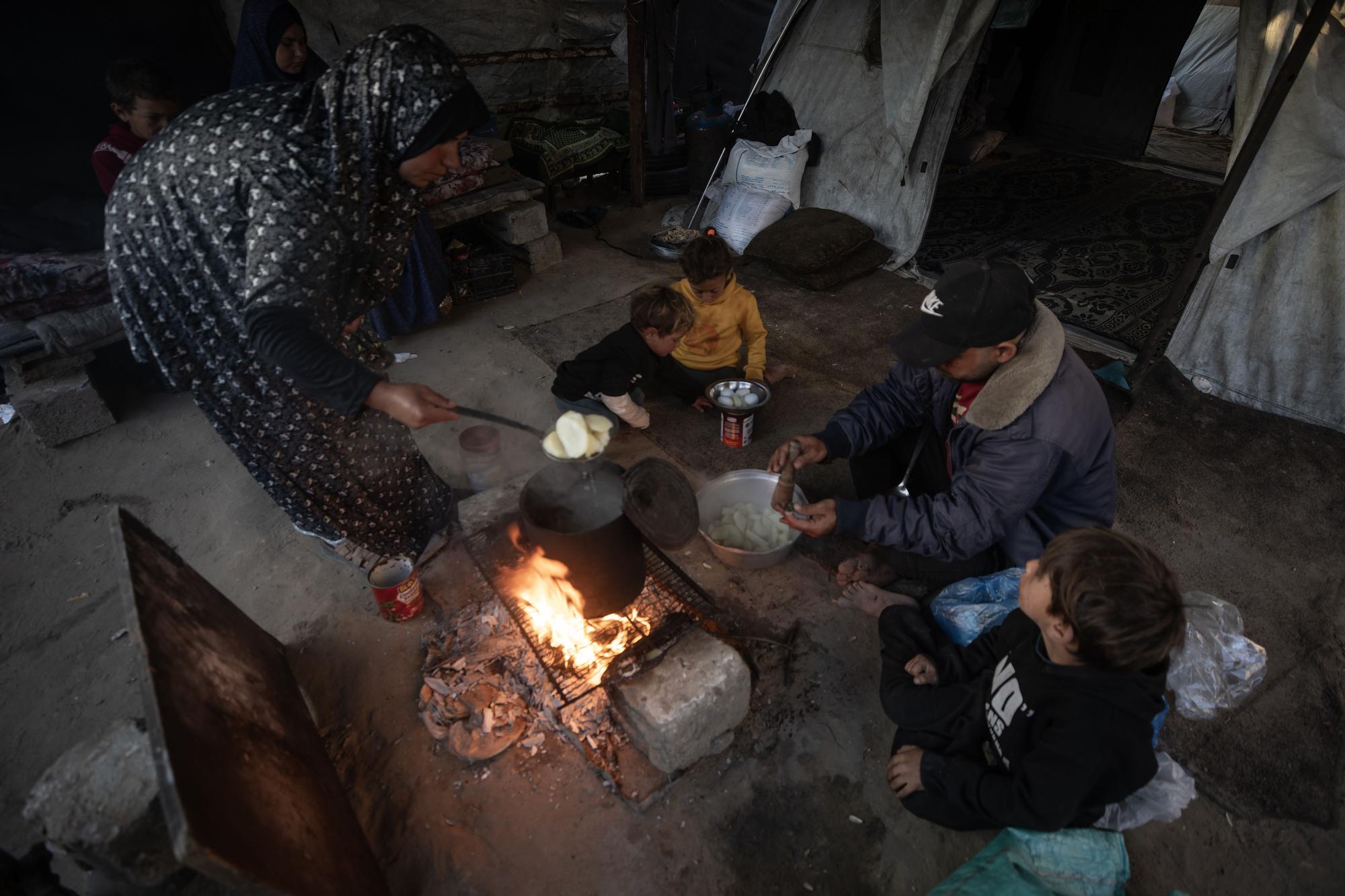 Uluslararası Odak İran'dayken Gazze'de İnsani Kriz Derinleşiyor