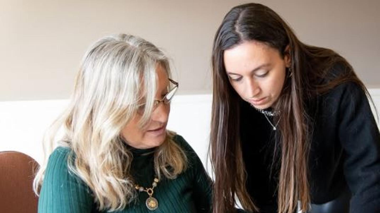 Futbolcu Portu'nun Sürpriz Bebek Cinsiyet Partisi: Barselonalı Organizatör Detayları