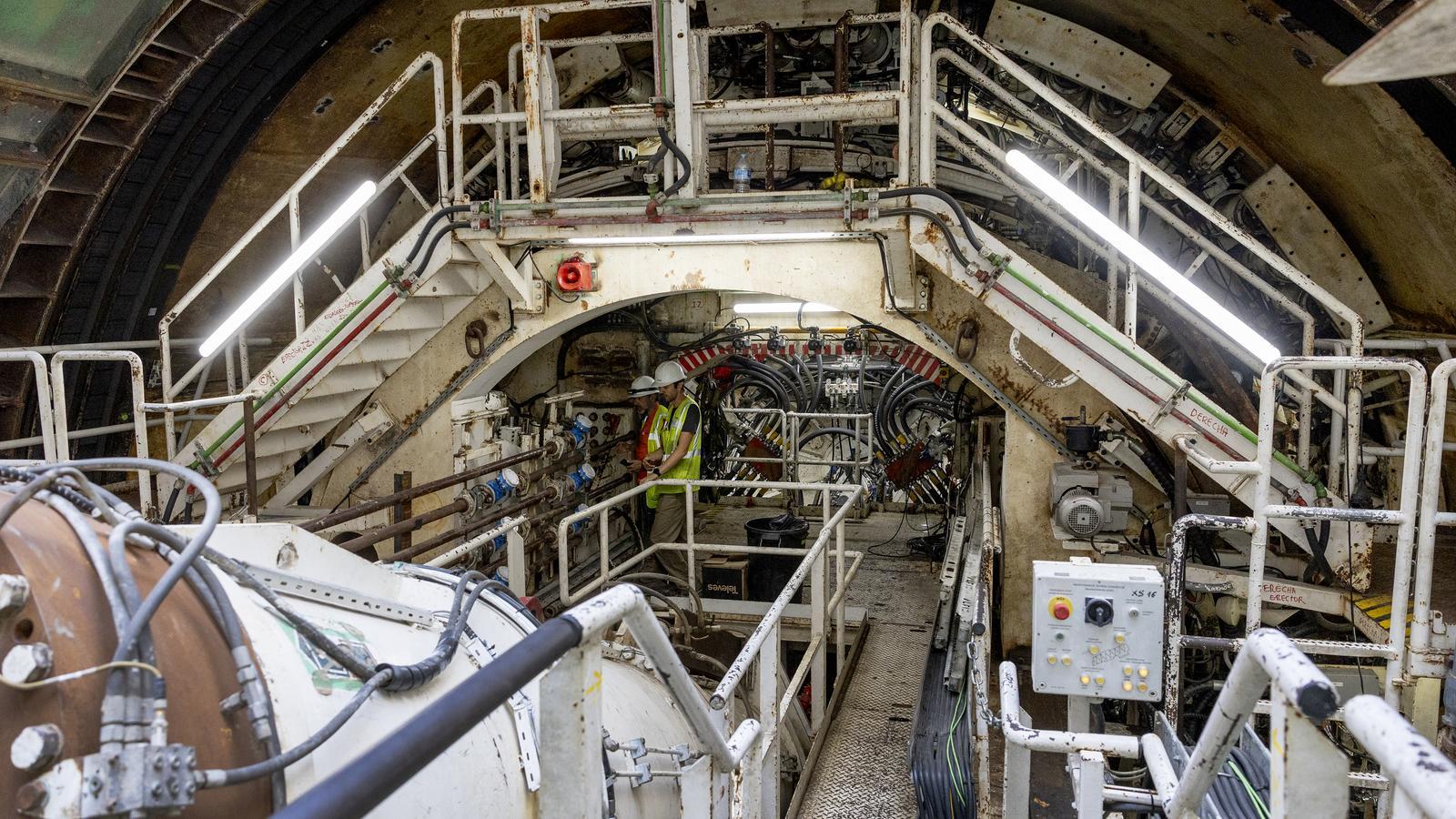 Barselona Metro Hattı L8 İçin İkinci Tünel Kazma Makinesi Devreye Giriyor
