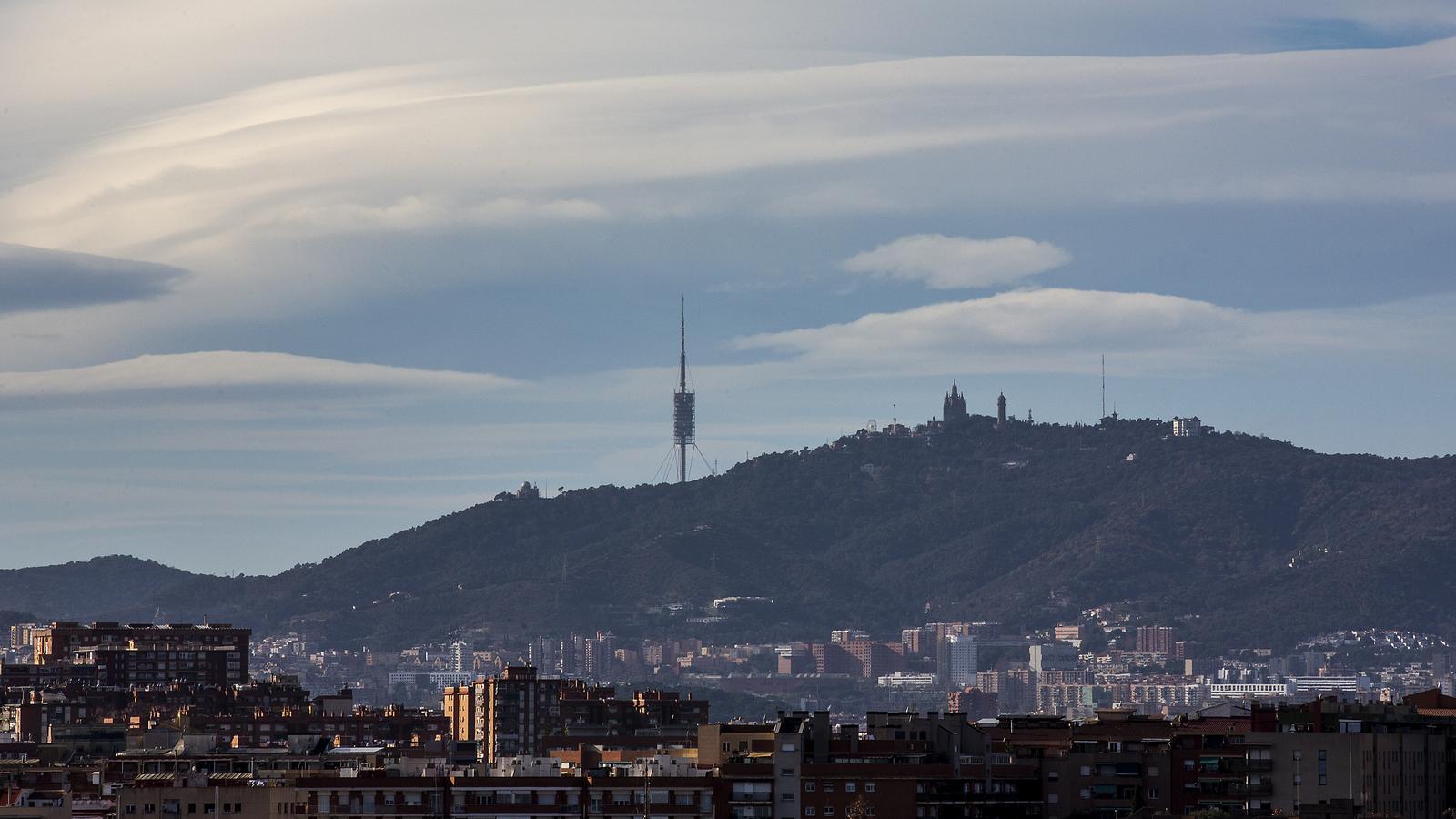 Badalona'dan Turistik Konutlara Yasak: PP'den Bir İlk!
