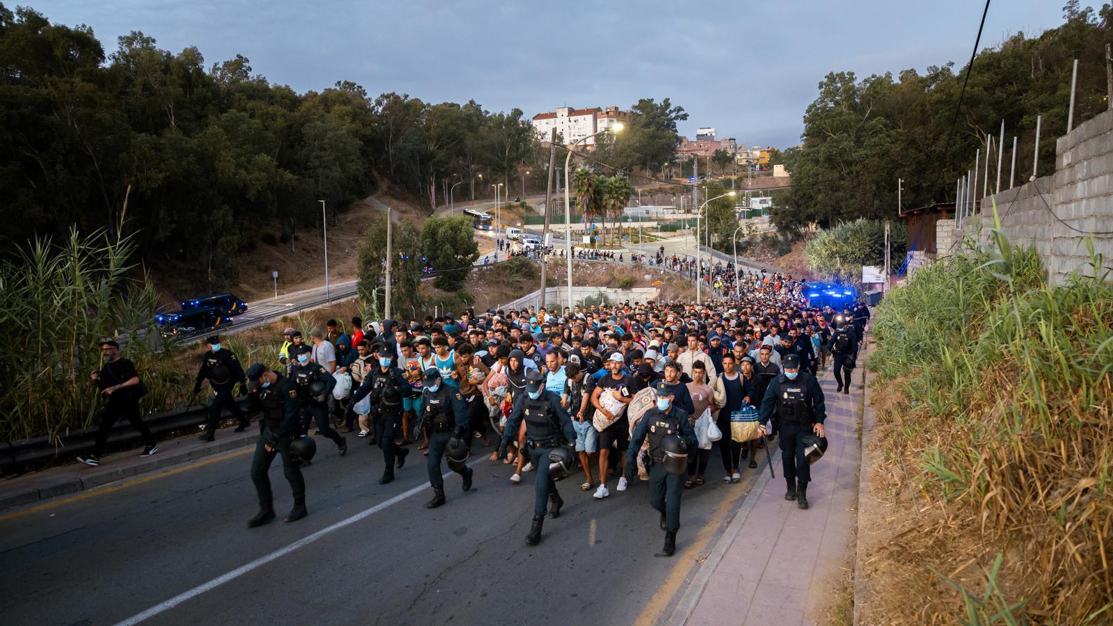 Avrupa Parlamentosu'ndan Ceuta Kararı: 'İşgal Edildi' İfadesi Sánchez'i Zorluyor
