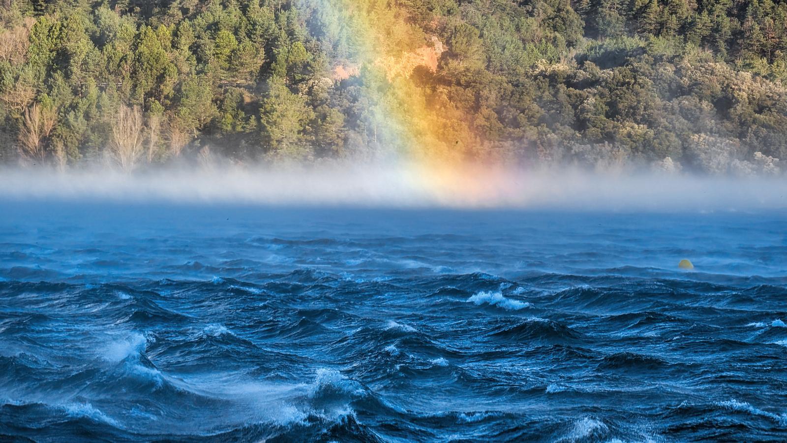 Barselona'da Fırtına Sonrası Sakinlik: Bahar Havası Yüzünü Gösteriyor