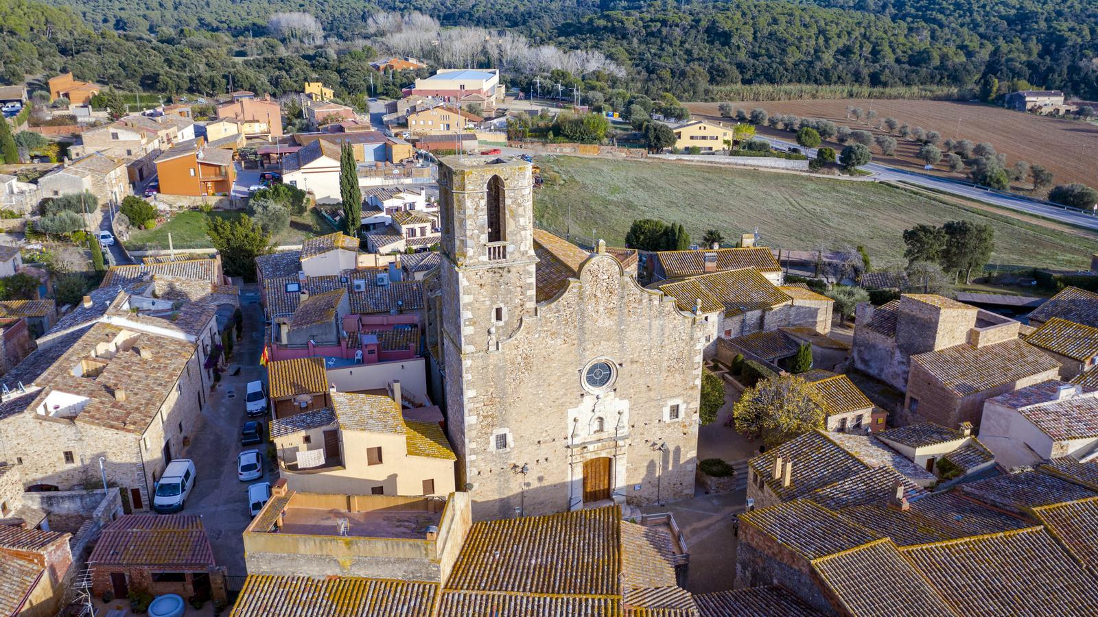 İspanya Eliti Empordà'da Buluştu: Planeta ve Ficosa Ailelerinin Düğünü