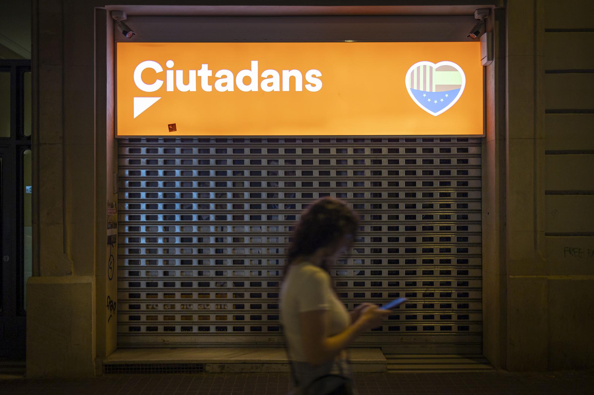 Albert Rivera'nın Siyaset Sonrası "Büyülü" Dönüşümü: İspanyol Siyasetinden Özel