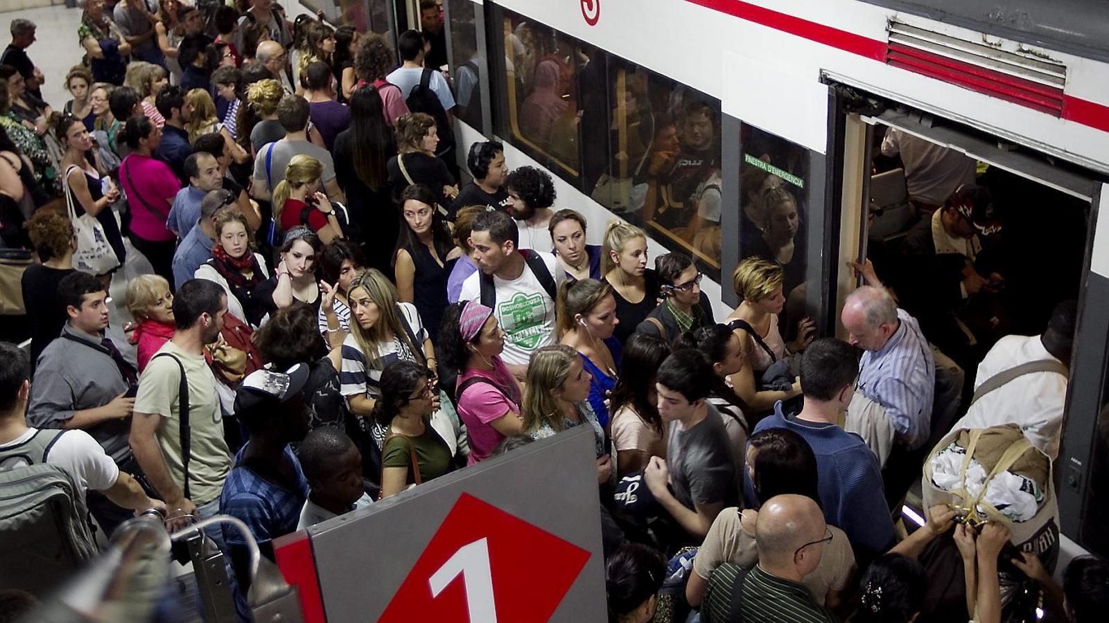Katalonya Rodalies Krizi: Kullanıcı Platformları Hükümetle Görüşmeleri 'Etkisiz' Buldu