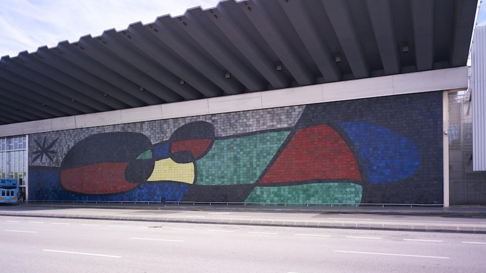 Joan Miró'nun Barselona Mirası: Havaalanı Murali Kültürel Değer İlan Edildi