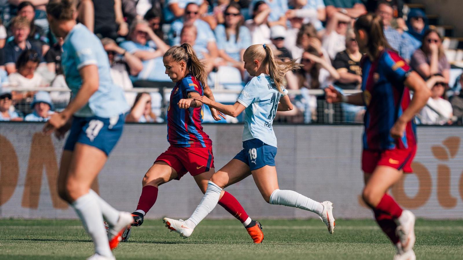 Barça Kadın Futbol Takımı, Manchester City ile İngiltere'de 2-2 Berabere