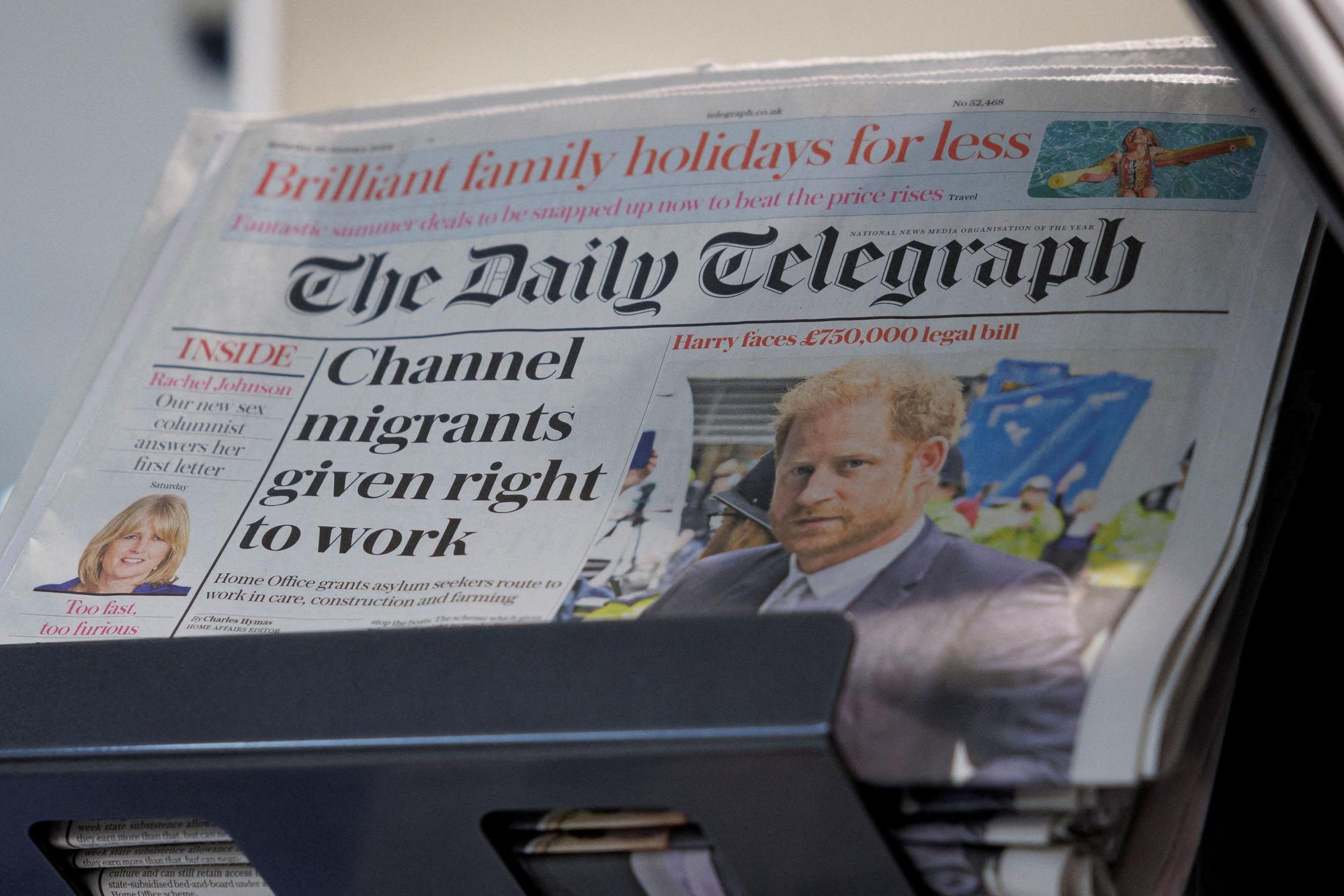 Axel Springer, İngiliz Sağı'nın Amiral Gemisi The Daily Telegraph'ı Satın Aldı