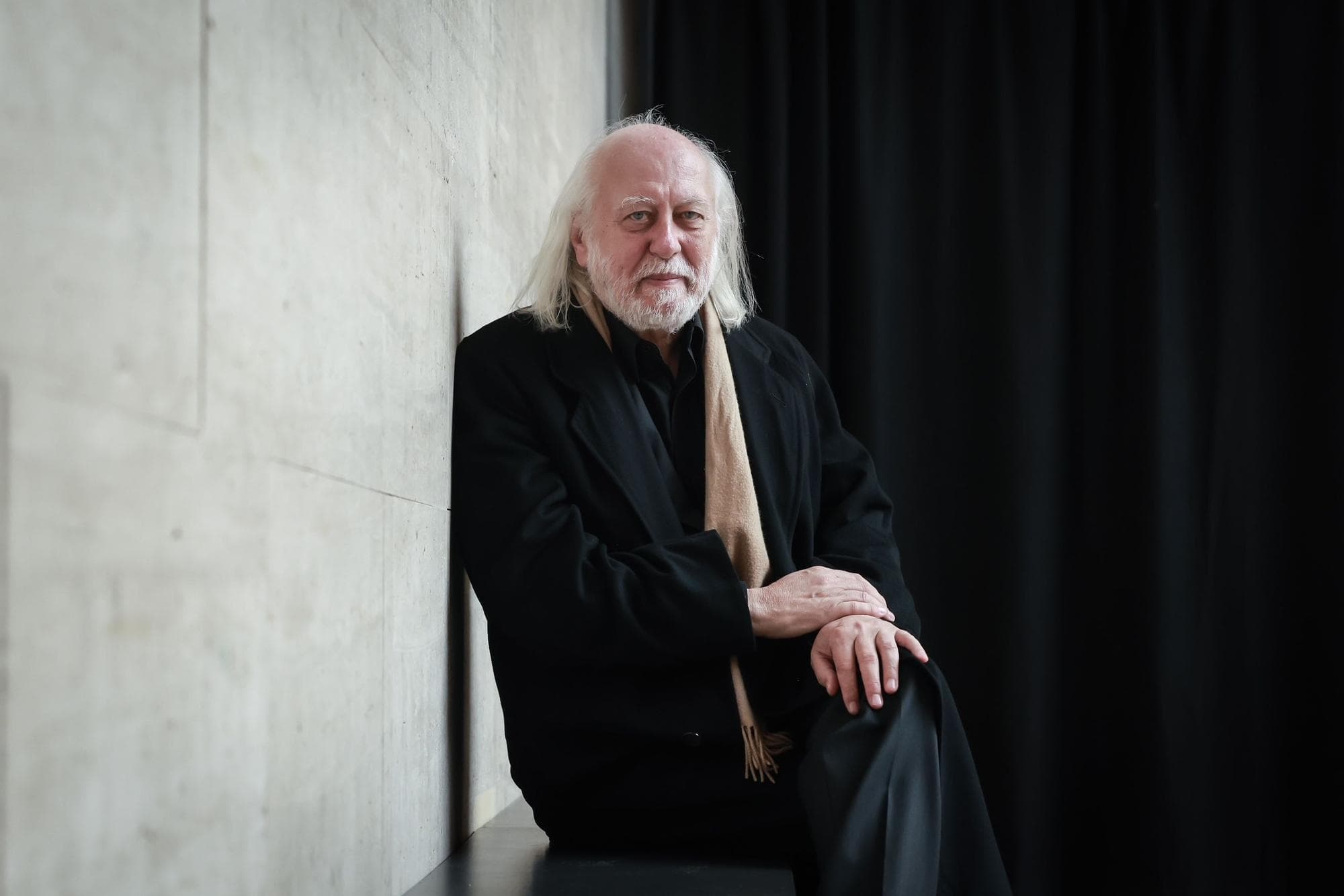 Nobel Ödülü Krasznahorkai'yi Boğdu: Yazar Gözlerden Uzaklaşmak İstedi