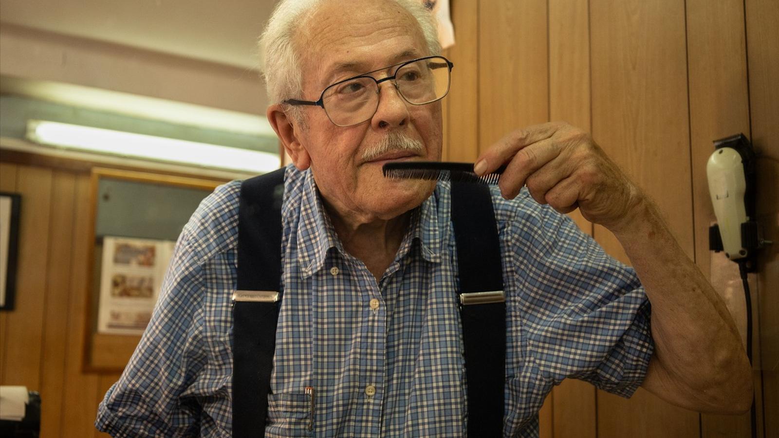 Barselona'nın Asırlık Berberi Ramon Bruño: 89 Yaşında Bile Makas Elinden Düşmüyor