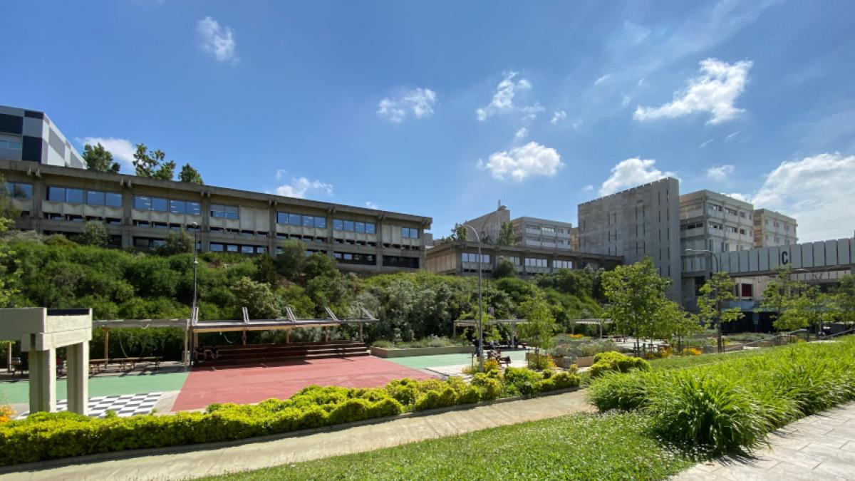 Barselona'da Kimyasal Tehlike: UAB Mikroelektronik Enstitüsü Tahliye Edildi