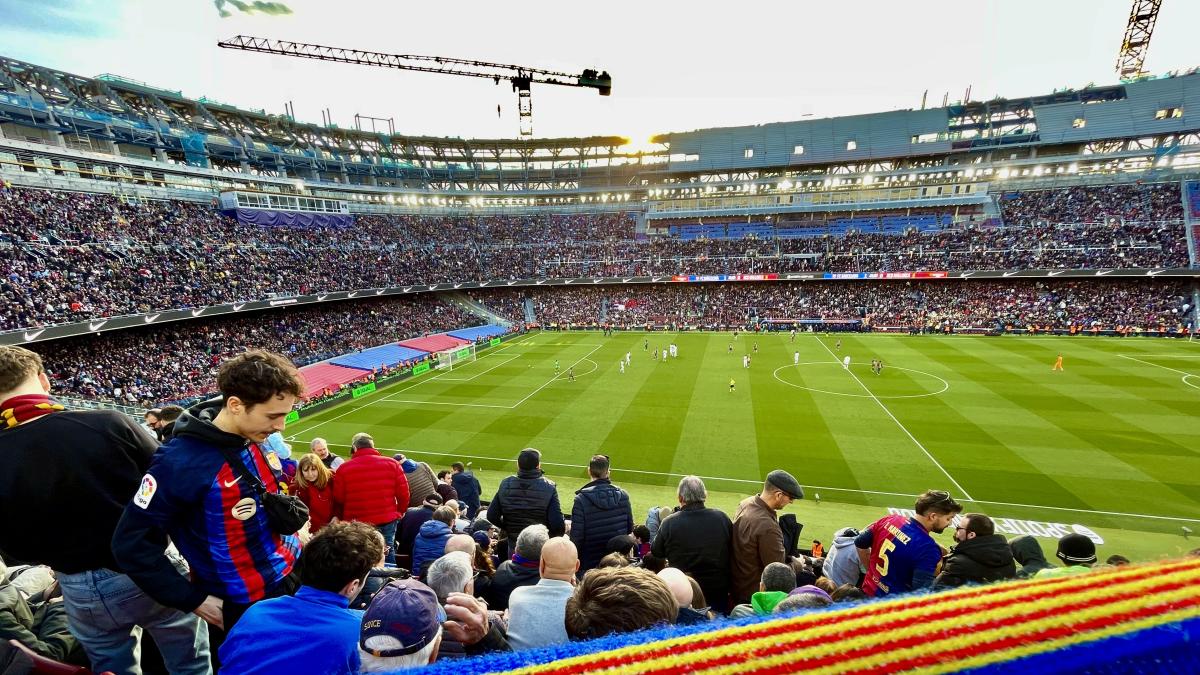 Camp Nou Çevresi Sakinlerinden Maç Günü Karmaşasına Karşı Kamera ve Kayıt Talebi