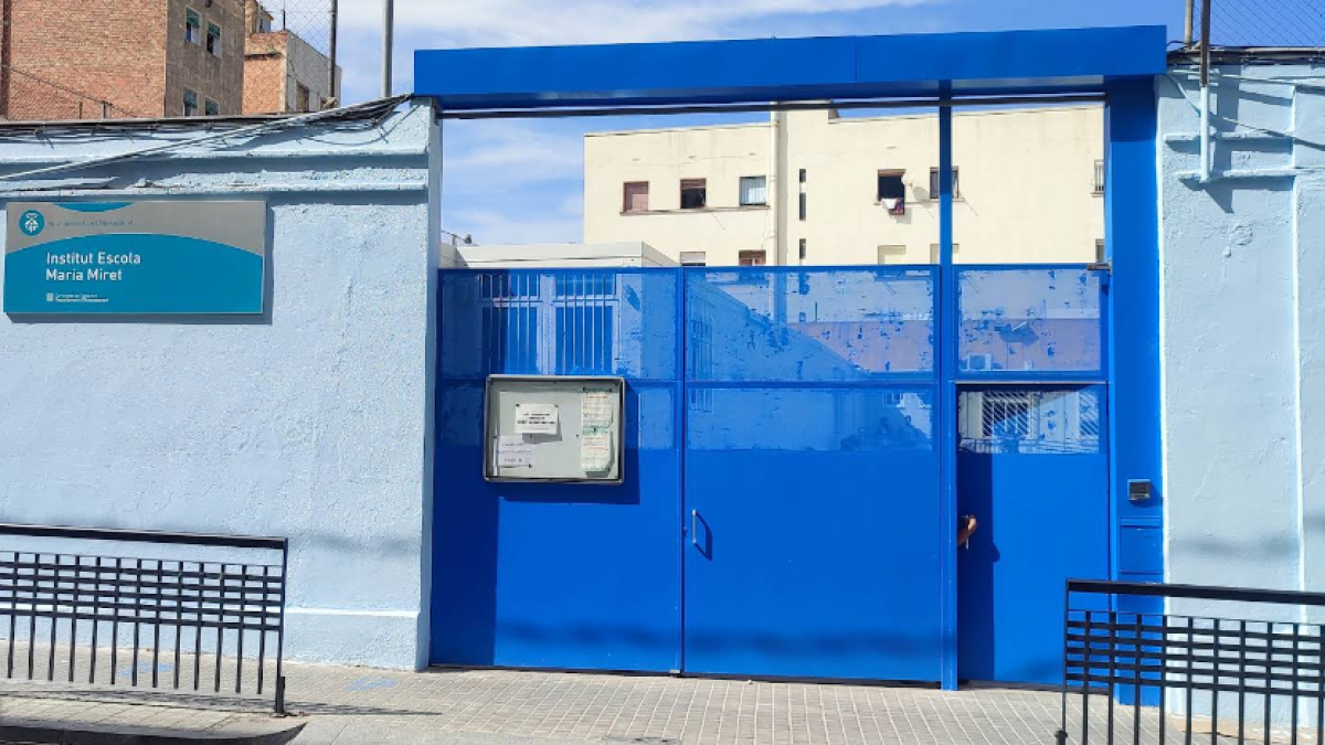 L'Hospitalet'te Okulda Anne Öğretmene Saldırdı: Şikayetçi Olundu