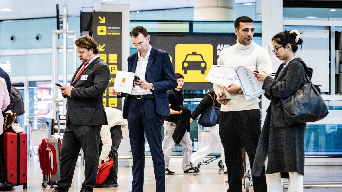 Mobil Dünya Kongresi Barselona'yı Teknoloji Üssü Yapıyor: Küresel Gerilimlerin