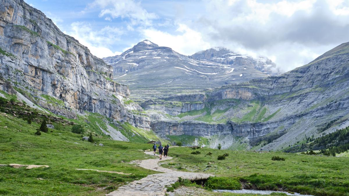 Ordesa Milli Parkı'nda Feci Kaza: 63 Yaşındaki Yürüyüşçü Hayatını Kaybetti