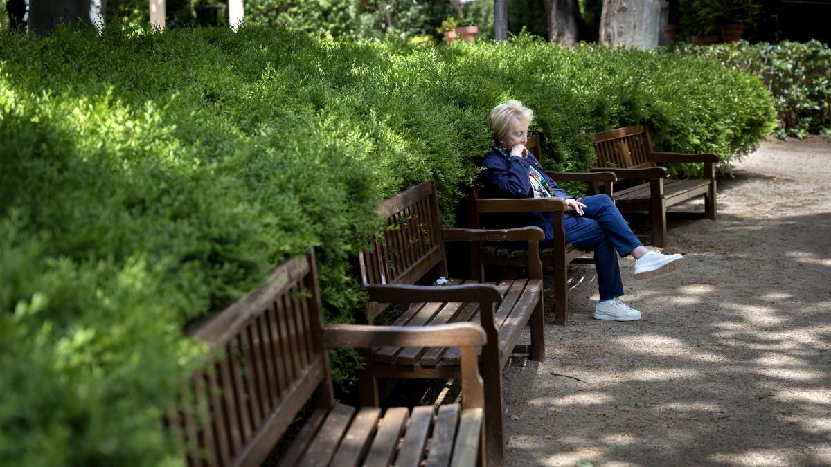 Barselona'da Yalnızlıkla Mücadele İçin Kapsamlı Şehir Paktı: 100.000'den Fazla Kişi