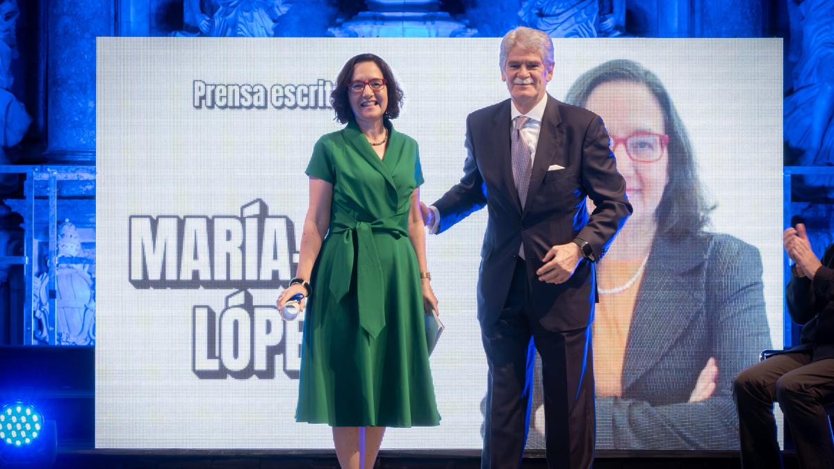 İyi Gazetecilik Avrupa'yı İnşa Ediyor: María-Paz López'e Salvador de Madariaga Ödülü