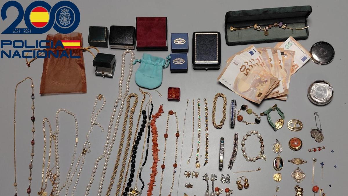 Sevilla'da Yaşlı Kadına Yarım Milyon Avroluk Vurgun: Bakıcısı Tutuklandı
