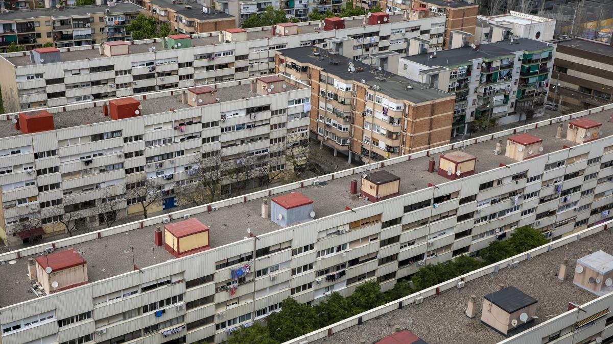Barselona Yakınlarında Silahlı Saldırı: La Mina Mahallesi'nde Bir Kişi Yaralandı