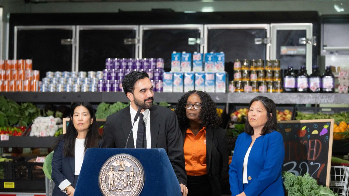 Barselona'da Uygun Fiyatlı Mağaza Projesi Tartışması: Collboni'nin 'New York Modeli'ne