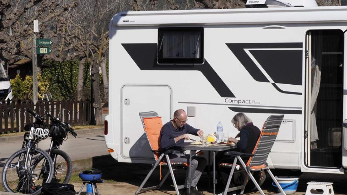 Katalonya'da Kamp Turizminde Sezon Dışı Yükseliş: %52'si Temmuz-Ağustos Dışı
