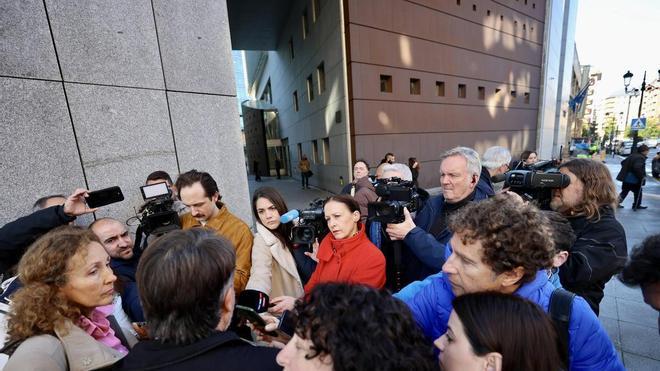 Oviedo'da Dört Yıl Hapsedilen Çocuklar Ailelerini Özlüyor: Şok Edici Davanın Detayları