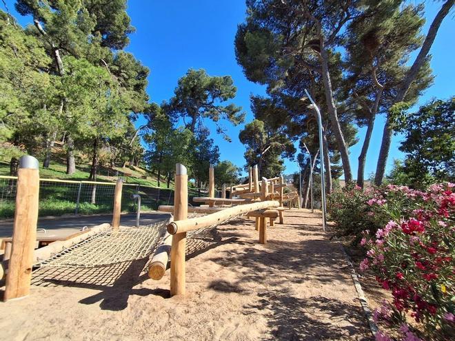 Barselona'da Turó de la Peira Parkı Yenilendi: Yeni Nesil Çocuk, Spor ve Köpek