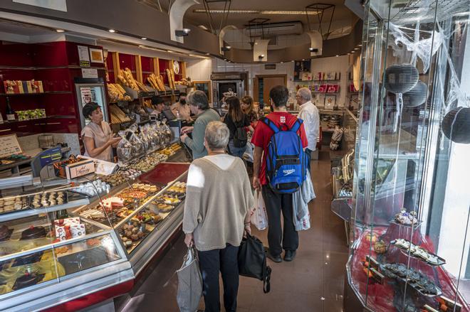 Barselona'nın Dijital Nabzı: 'Vuélvete Local' Yerel Esnafı Güçlendiriyor