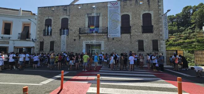 Alicante'de Homofobik Saldırı: Genç Kızlar Şokta, Yeni Yaralarla Mücadele Ediyor