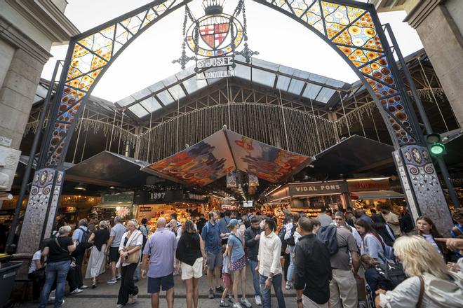 Barselona'nın İkonik La Boqueria Pazarı Ziyaretçi Kaybetti: İlk Yarıda %15 Düşüş