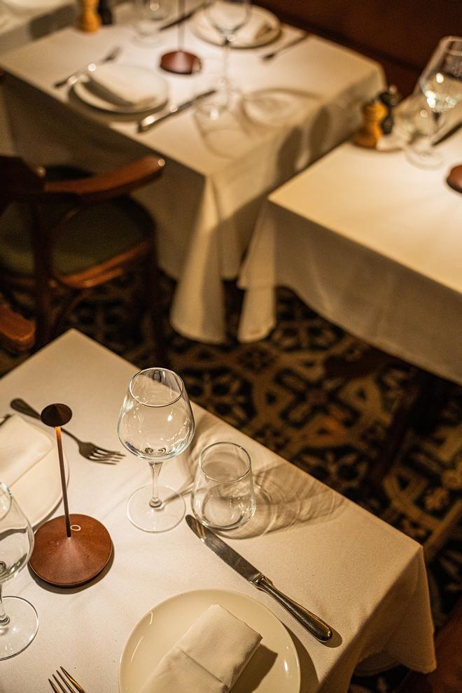 Yapay Zeka Destekli 'Sinpa' Dolandırıcılığı: İspanyol Restoranlarını Vuran Yeni Tehdit