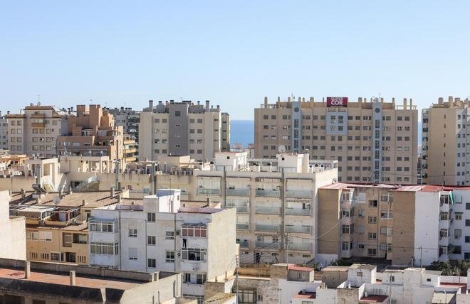 Alicante'de Balkon Onarırken Düşen Adam Hayatını Kaybetti: Ev Kazaları Mercek Altında