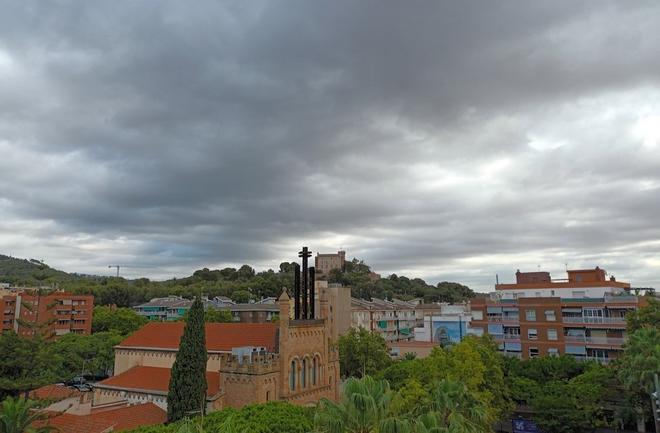 Barselona'da Şaşırtıcı Hava Değişimi: 24 Saatte Yazdan Kışa Geçiş!