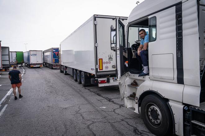 İspanya'da Hareket Halindeki Kamyonları Soyan Çete Çökertildi: 481 Bin Avroluk Vurgun