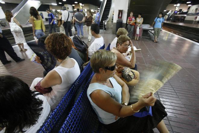 Klimasız Tren Yolculuğuna Renfe'den Para İadesi Zorunluluğu Onaylandı